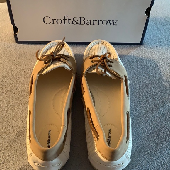 croft & barrow Shoes - Croft & Barrow white and beige shoes